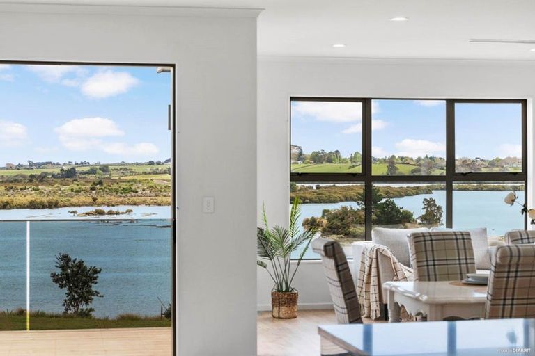 Photo of property in 20 Evergreen Parade, Rosehill, Papakura, 2113