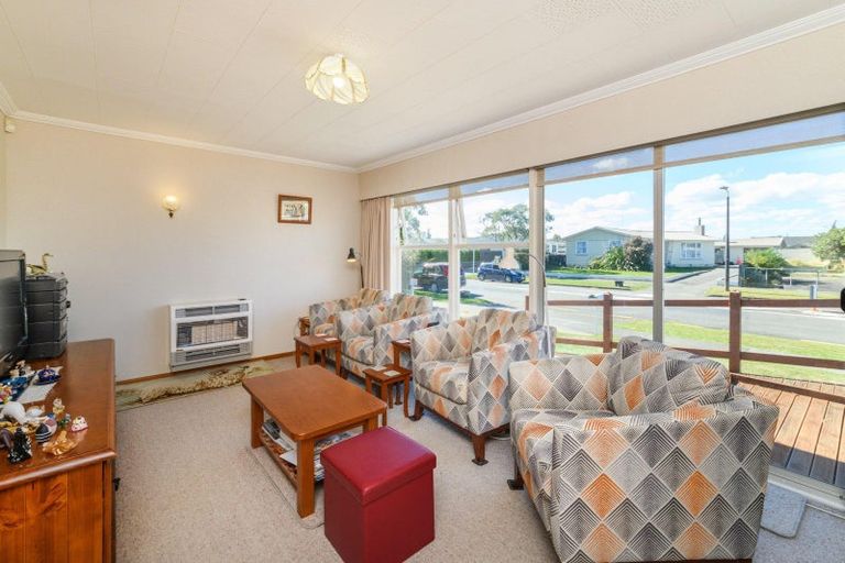 Photo of property in 1 Rennie Avenue, Milson, Palmerston North, 4414