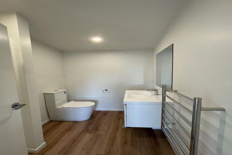 Photo of property in 12/33 Raukawa Street, Stokes Valley, Lower Hutt, 5019