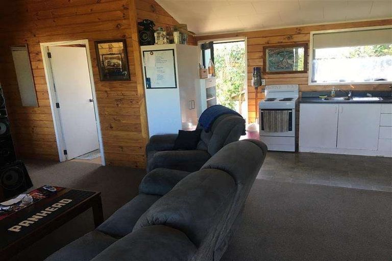 Photo of property in 26 Drome View Place, Beach Haven, Auckland, 0626