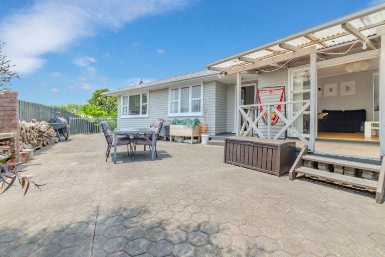 Photo of property in 5 O'connell Street, Manurewa, Auckland, 2102