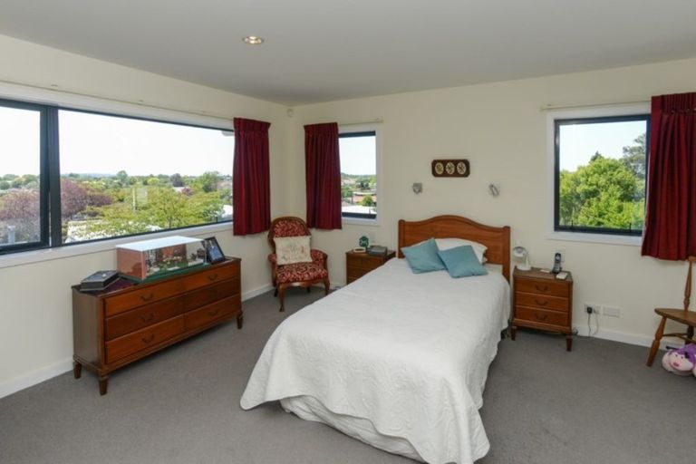 Photo of property in 75 Hetley Crescent, Taradale, Napier, 4112