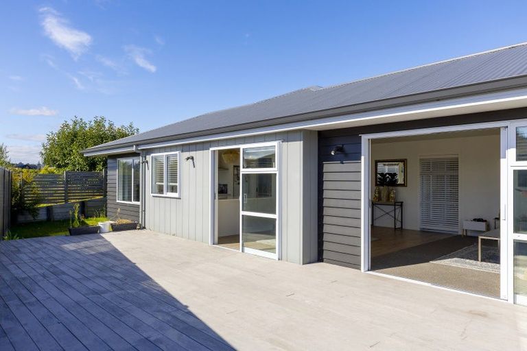 Photo of property in 25 Harakeke Drive, Wharewaka, Taupo, 3330