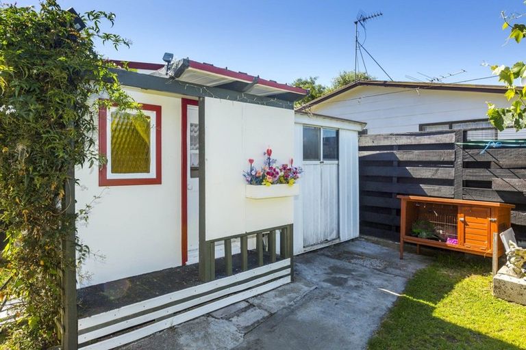 Photo of property in 9b Kansas Grove, Totara Park, Upper Hutt, 5018