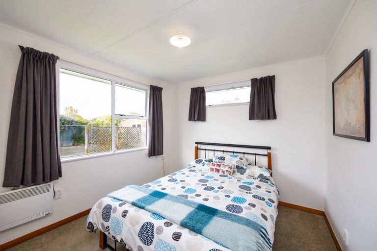 Photo of property in 4 Tingey Place, Awapuni, Palmerston North, 4412