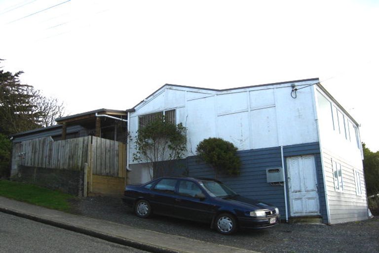 Photo of property in 31 Walker Street, Bluff, 9814