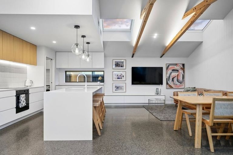 Photo of property in 5 Mary Street, Papanui, Christchurch, 8053