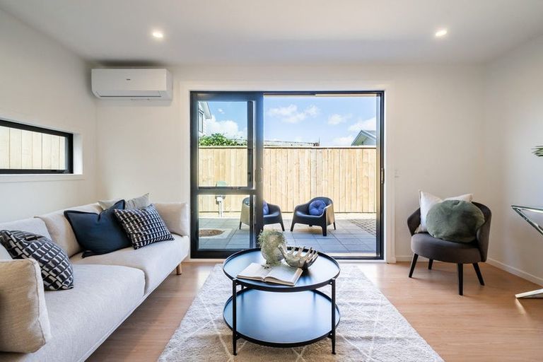 Photo of property in 4/8 Victoria Street, Ebdentown, Upper Hutt, 5018