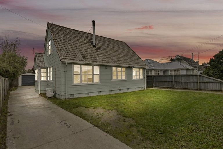 Photo of property in 34 Dunarnan Street, Avonside, Christchurch, 8061