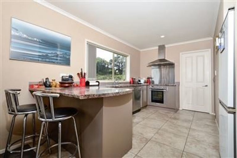 Photo of property in 265b Old North Road, Kumeu, 0892