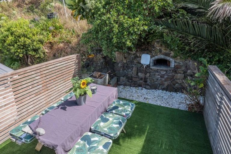 Photo of property in 154 Owhiro Bay Parade, Owhiro Bay, Wellington, 6023