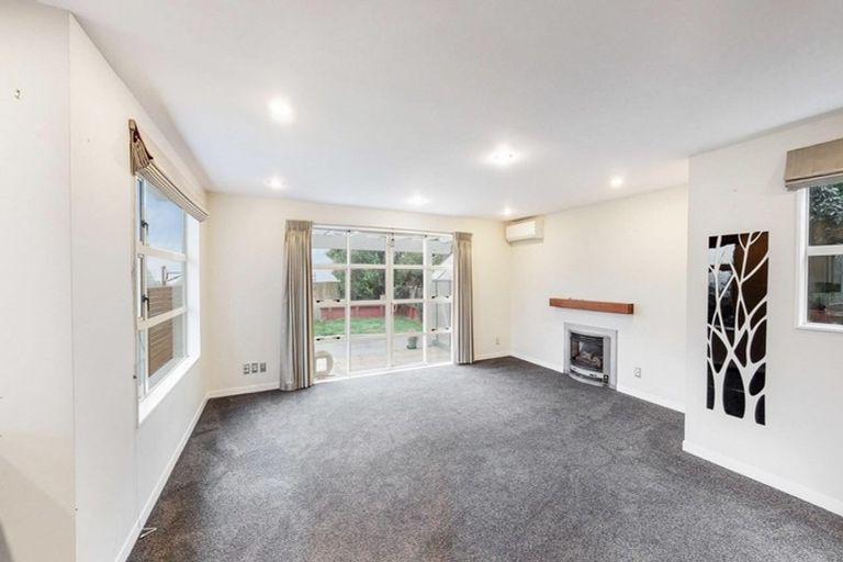 Photo of property in 22 Nether Green Crescent, Johnsonville, Wellington, 6037
