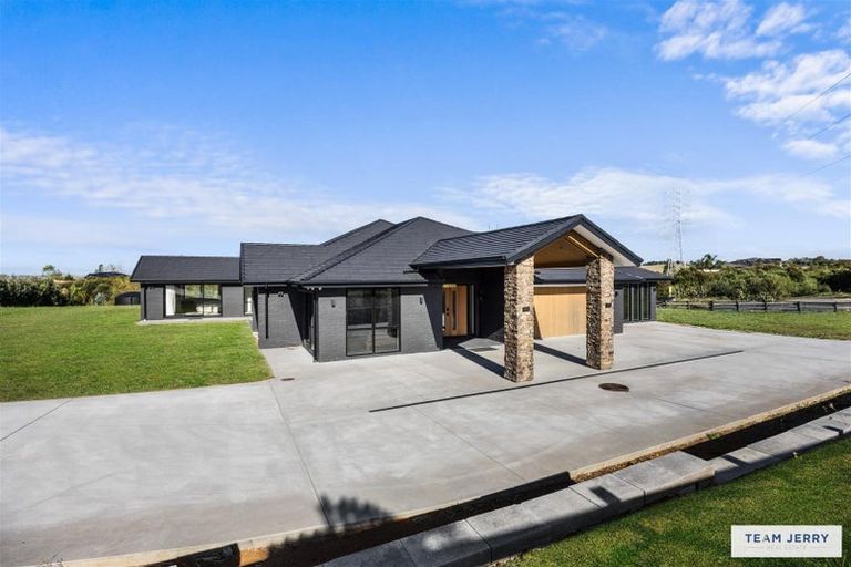 Photo of property in 21 Te Ara Aukati Terrace, Pokeno, 2471