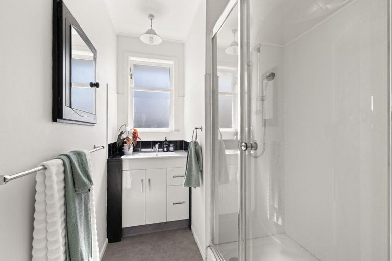 Photo of property in 231 Lumsden Place, Akina, Hastings, 4122