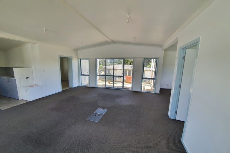 Photo of property in 105a Crown Road, Paerata, Pukekohe, 2676