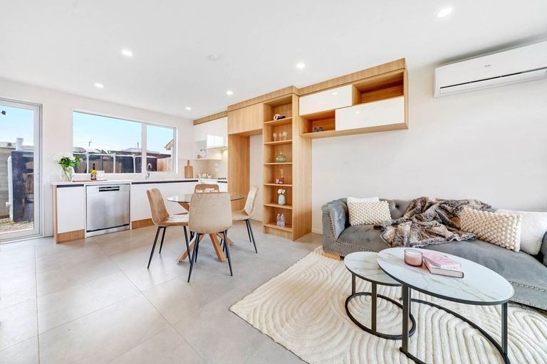 Photo of property in 34d James Street, Mangere East, Auckland, 2024