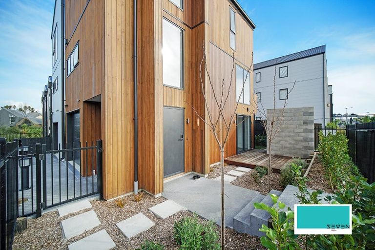 Photo of property in 69 Ninth View Avenue, Beachlands, Auckland, 2018