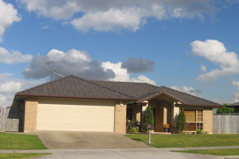 Photo of property in 55 Redcastle Drive, East Tamaki, Auckland, 2013