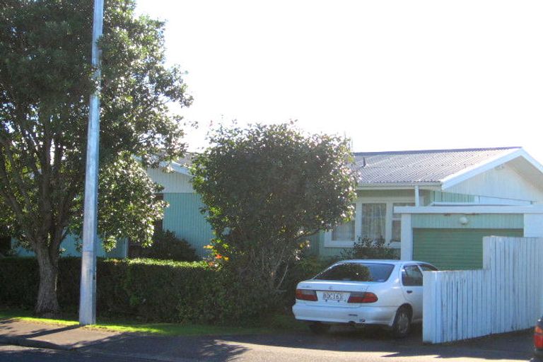 Photo of property in 25 Riverside Road, Orewa, 0931