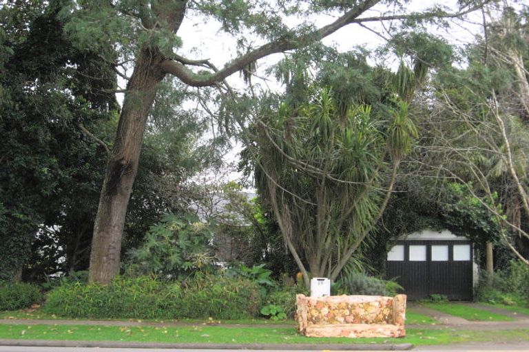 Photo of property in 67 Beach Road, Pahurehure, Papakura, 2113