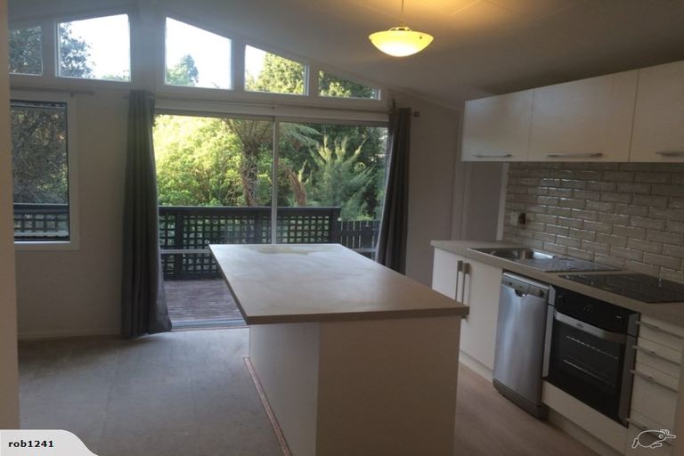 Photo of property in 8 Lynwood Place, Chedworth, Hamilton, 3210