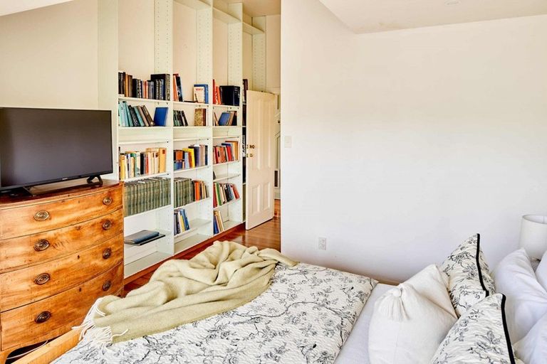 Photo of property in 39 Upland Road, Kelburn, Wellington, 6012