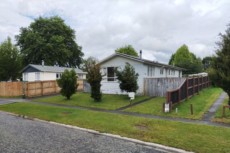 Photo of property in 30 Te Hei Place, Turangi, 3334