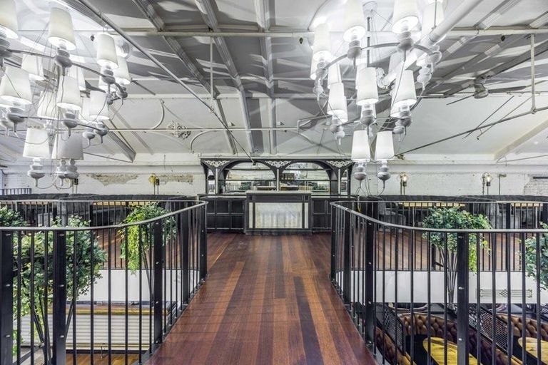 Photo of property in 44a Queen Street, Northcote Point, Auckland, 0627