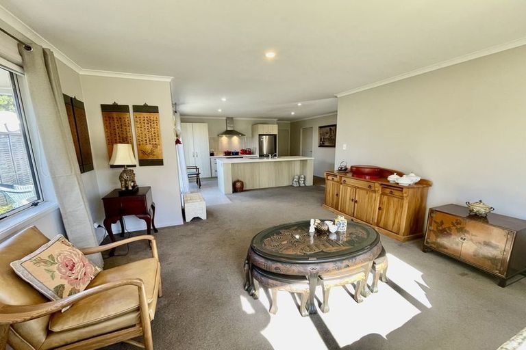 Photo of property in 2 Barossa Way, Brookfield, Tauranga, 3110