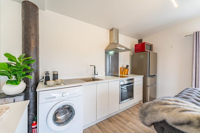 Photo of property in 8 Minnie Street, Waimate, 7980