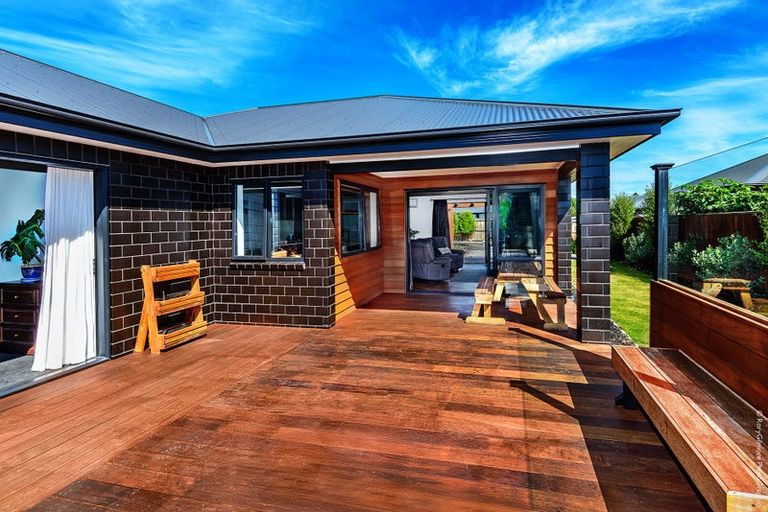 Photo of property in 22 Newbrook Terrace, Darfield, 7510