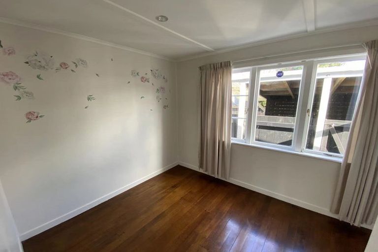 Photo of property in 78 Swanson Road, Henderson, Auckland, 0610