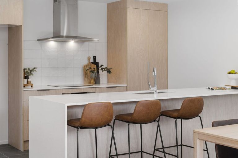 Photo of property in 38 Metoriti Crescent, Karaka, 2124