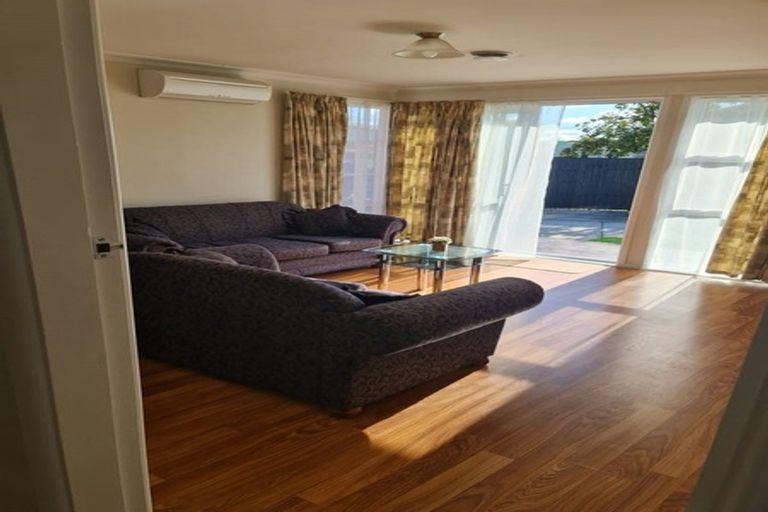 Photo of property in 2/78 Hills Road, Edgeware, Christchurch, 8013