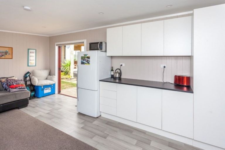 Photo of property in 426 Onemana Drive, Onemana, Whangamata, 3691