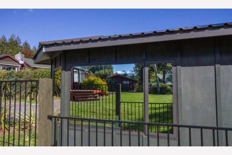 Photo of property in 2 Park Avenue Mews, Ohakune, 4625