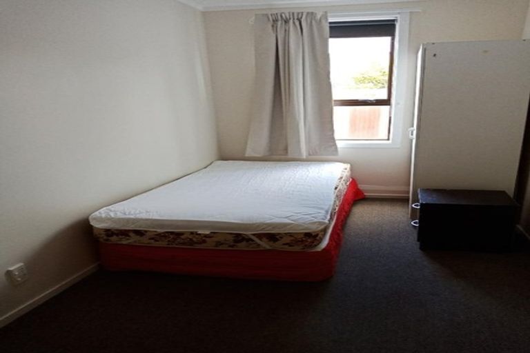 Photo of property in 35 Bay Street, Petone, Lower Hutt, 5012