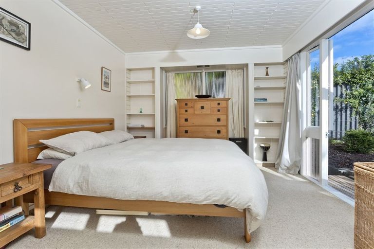 Photo of property in 10 Taharoto Road, Takapuna, Auckland, 0622