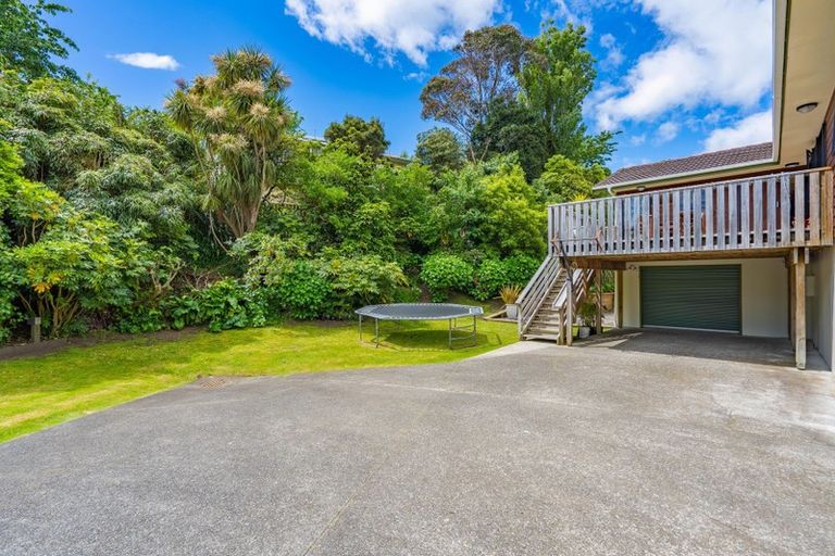 Photo of property in 110 Renown Road, Raumati South, Paraparaumu, 5032