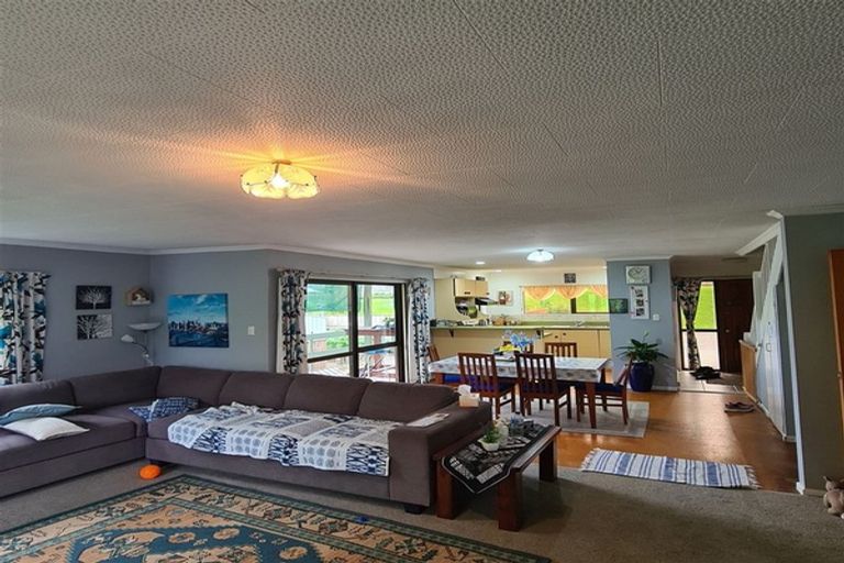 Photo of property in 20 Woodstock Avenue, Karangahake, Paeroa, 3674