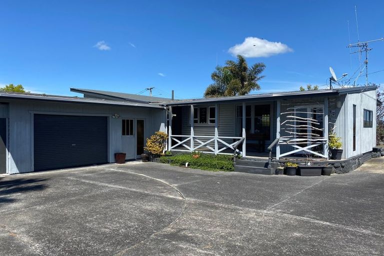Photo of property in 108 Pipiroa Road, Ngatea, 3503