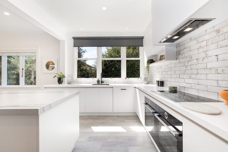 Photo of property in 22 Thornton Road, Cambridge, 3434