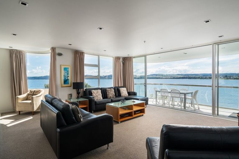 Photo of property in 8/2 Lowell Place, Waipahihi, Taupo, 3330