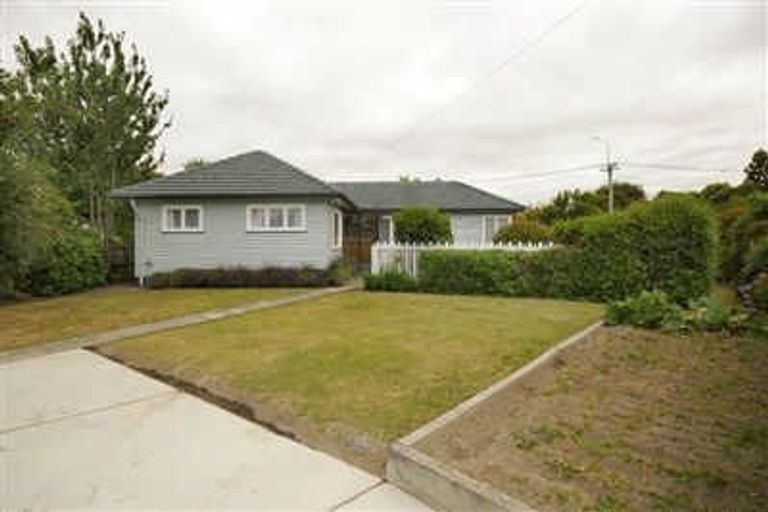 Photo of property in 244 Grahams Road, Bryndwr, Christchurch, 8053