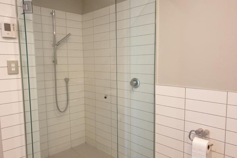 Photo of property in Chews Lane Apartments, 17b/9 Chews Lane, Wellington Central, Wellington, 6011