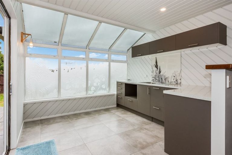 Photo of property in 5 Trevor Terrace, Paremata, Porirua, 5024