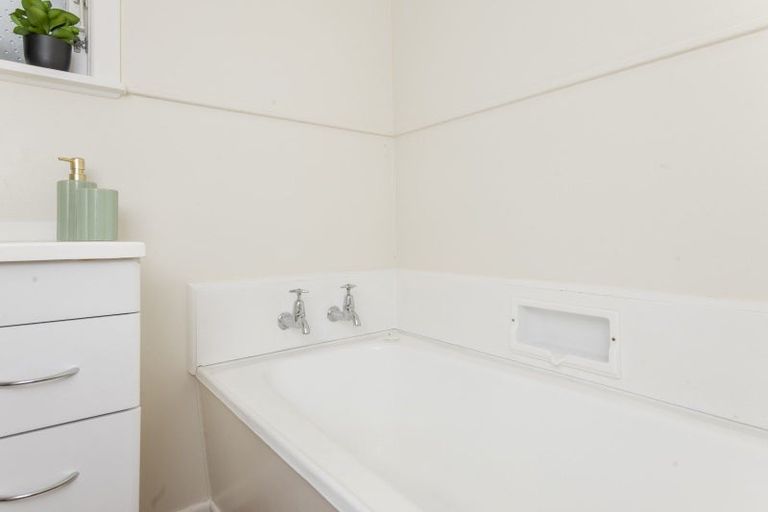 Photo of property in 1000 Aberdeen Road, Te Hapara, Gisborne, 4010