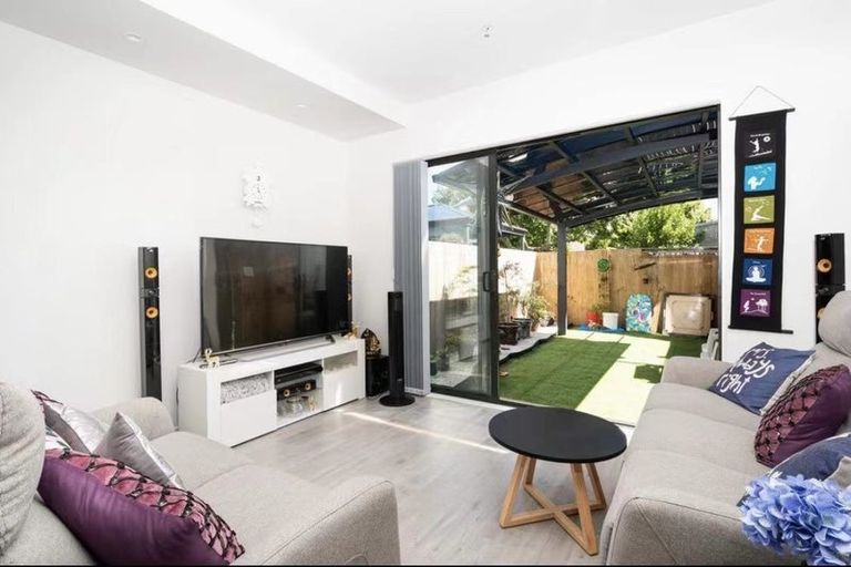 Photo of property in 4/46 Te Kanawa Crescent, Henderson, Auckland, 0610