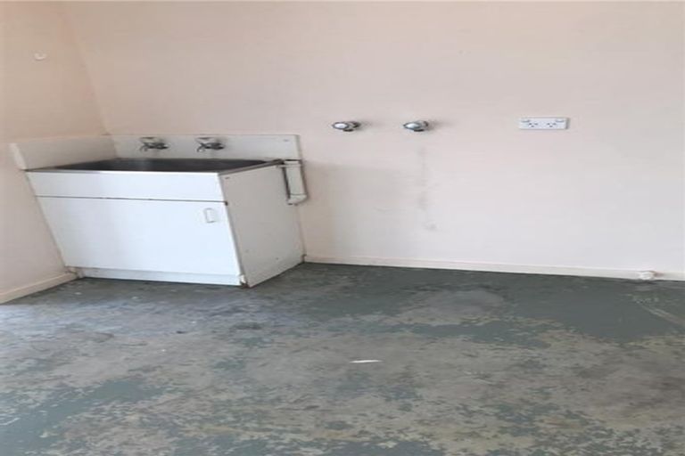 Photo of property in 1/736 Chapel Road, Dannemora, Auckland, 2016