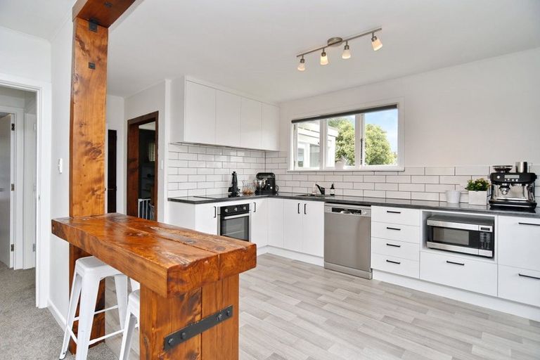 Photo of property in 51 Glenfield Crescent, Mairehau, Christchurch, 8052